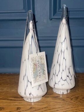 Set of 2 White Zorza Poland Hand Blown Art Glass Christmas Trees 8.5–9” New NWT